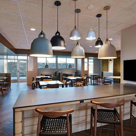 Fairfield Inn & Suites By Marriott Oskaloosa  Kültér fotó